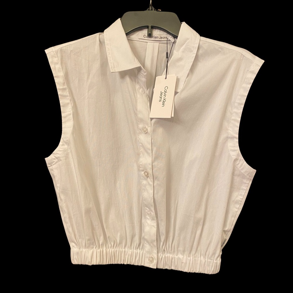 Calvin Klein Jeans sleeveless button down cinched waist blouse.